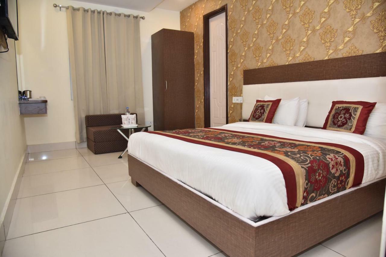 Hotel Oscar Amritsar Exteriér fotografie